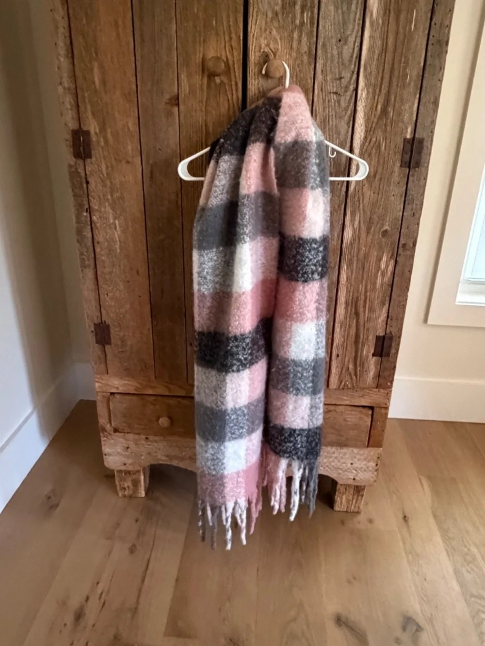 BURBERRY PINK WHITE GRAY CHECK PLAID OVERSIZED CASHMERE SCARF
